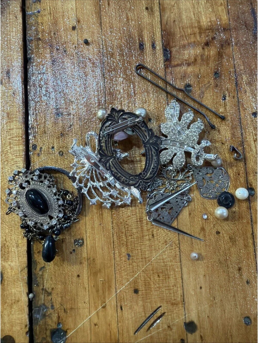 Vintage Beads Bubbles And Other Treasures Over A Pound #5